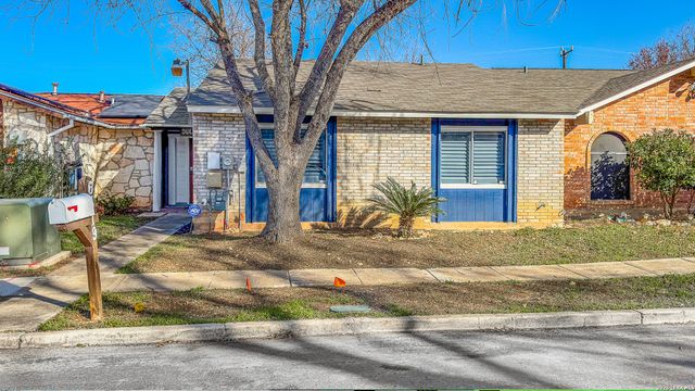 6519 Spring Manor, San Antonio, TX 78249