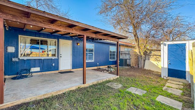 6519 Spring Manor, San Antonio, TX 78249