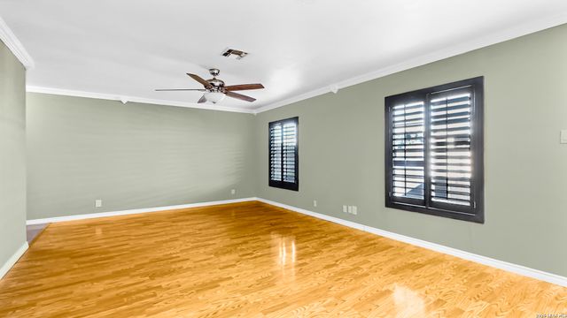 6519 Spring Manor, San Antonio, TX 78249