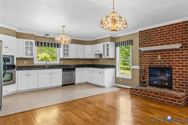 2671 Deer Haven Trl, Columbia, VA 23038