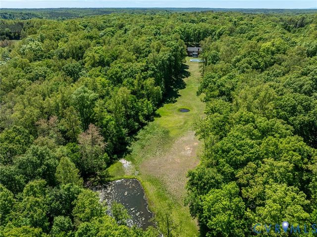 2671 Deer Haven Trl, Columbia, VA 23038