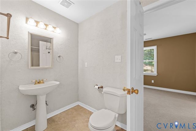 2671 Deer Haven Trl, Columbia, VA 23038