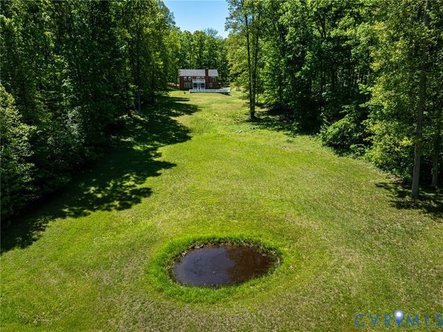 2671 Deer Haven Trl, Columbia, VA 23038