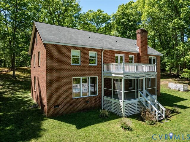 2671 Deer Haven Trl, Columbia, VA 23038