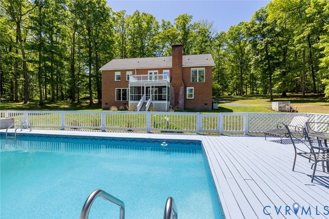 2671 Deer Haven Trl, Columbia, VA 23038