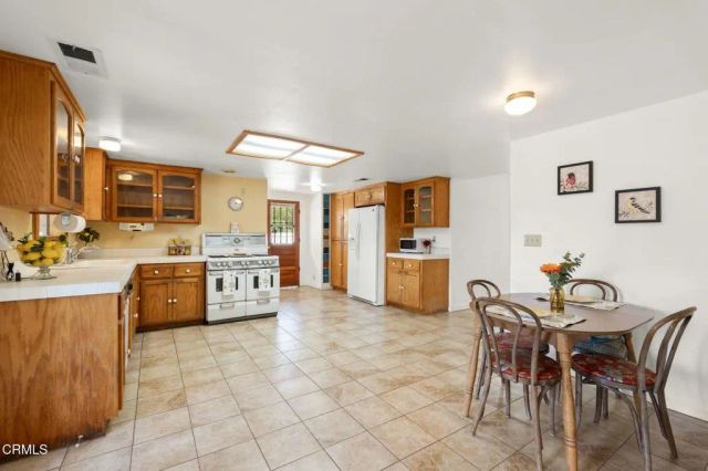 587 N Rice Road, Ojai, CA 93023