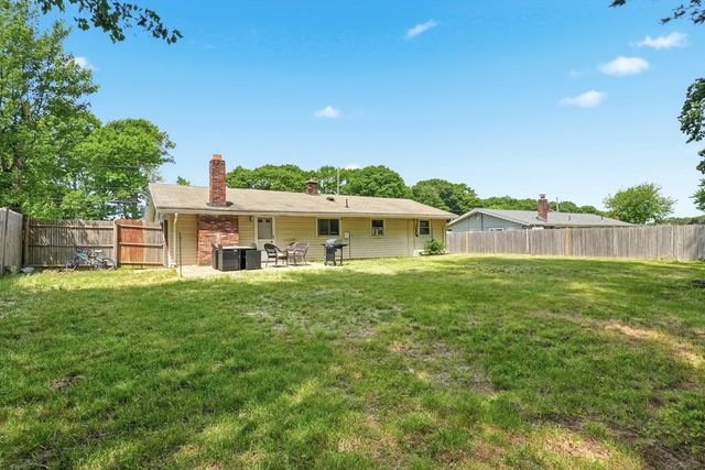 69 Elsie Rd, Brockton, MA 02302
