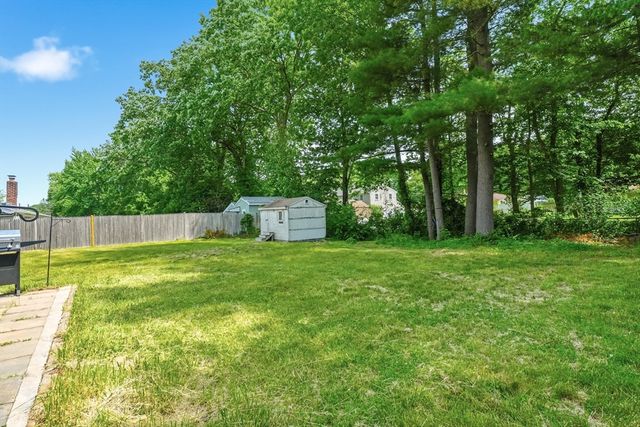 69 Elsie Rd, Brockton, MA 02302