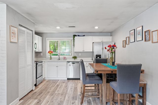 69 Elsie Rd, Brockton, MA 02302