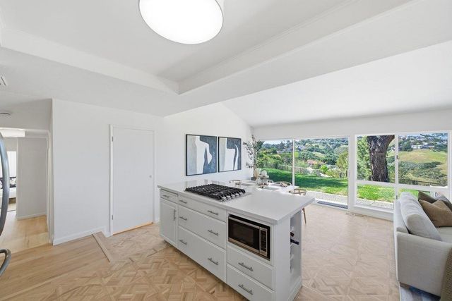 3162 La Mesa Drive, San Carlos, CA 94070