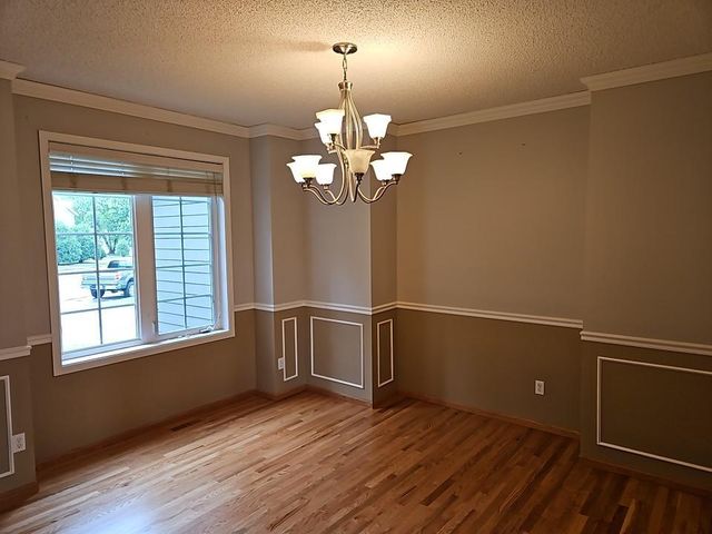 10455 Glen Eagle Circle, Woodbury, MN 55129