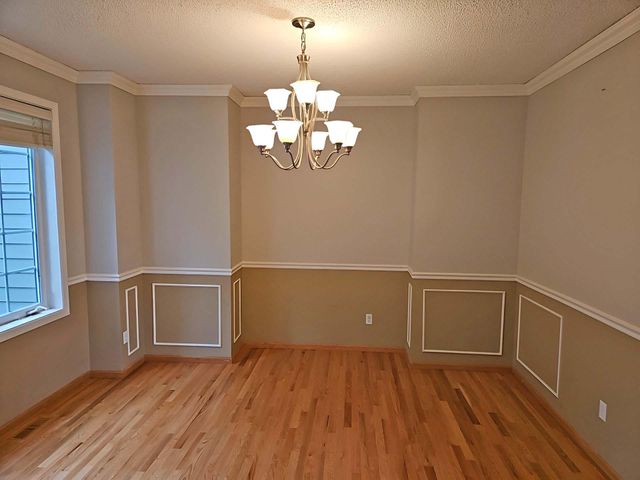 10455 Glen Eagle Circle, Woodbury, MN 55129