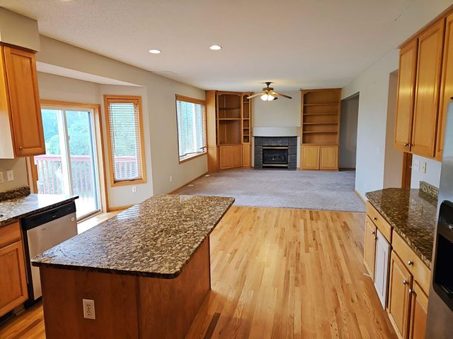 10455 Glen Eagle Circle, Woodbury, MN 55129