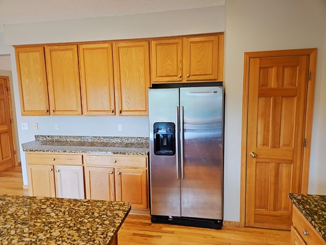10455 Glen Eagle Circle, Woodbury, MN 55129