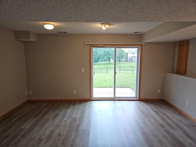 10455 Glen Eagle Circle, Woodbury, MN 55129