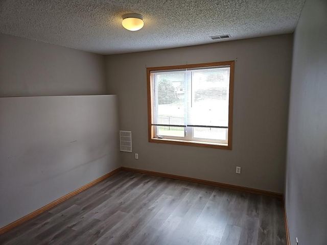 10455 Glen Eagle Circle, Woodbury, MN 55129