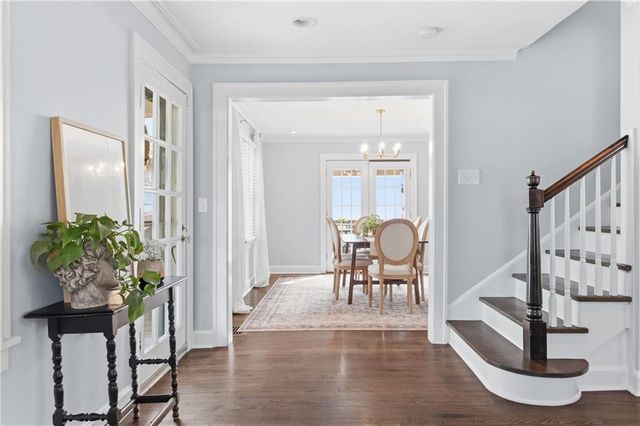 23 E Winthrope Road, Kansas City, MO 64113