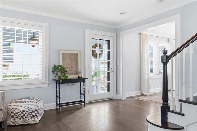 23 E Winthrope Road, Kansas City, MO 64113