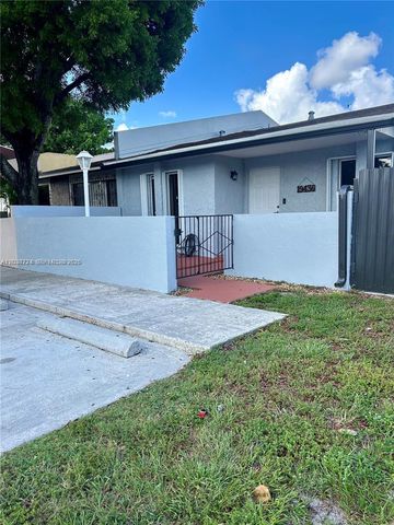 19436 NW 53rd Place 3, Miami Gardens, FL 33055