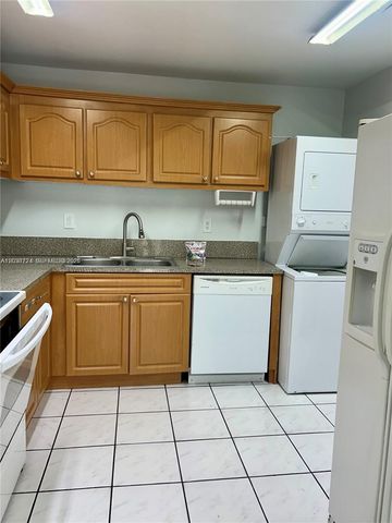 19436 NW 53rd Place 3, Miami Gardens, FL 33055