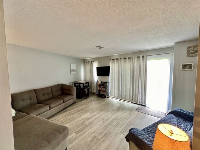 3 Capella Street S, Newport, RI 02840