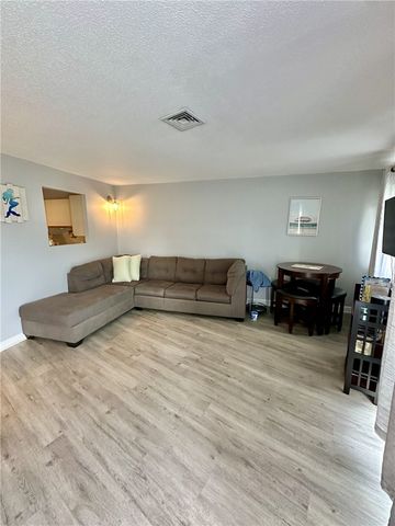 3 Capella Street S, Newport, RI 02840