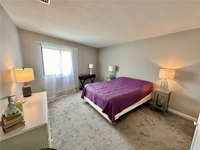 3 Capella Street S, Newport, RI 02840