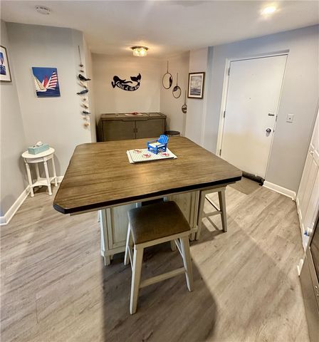 3 Capella Street S, Newport, RI 02840