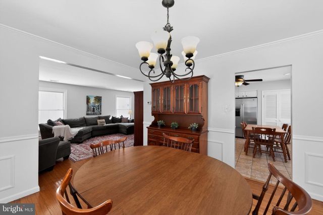 51 OAKLAND DR, Downingtown, PA 19335