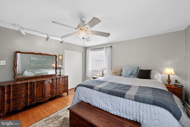 51 OAKLAND DR, Downingtown, PA 19335