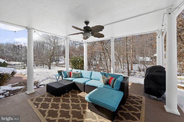 51 OAKLAND DR, Downingtown, PA 19335