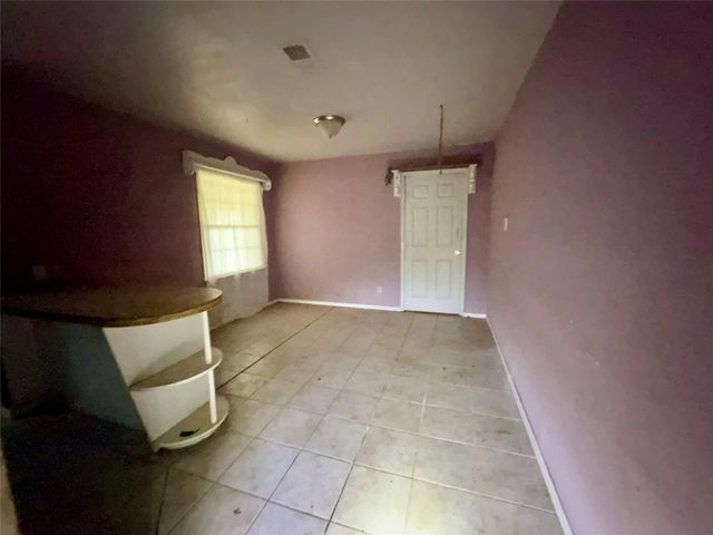201 West Avenue, Pasadena, TX 77502