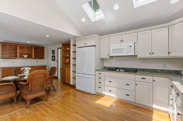 206 Landing Drive, Brewster, MA 02631