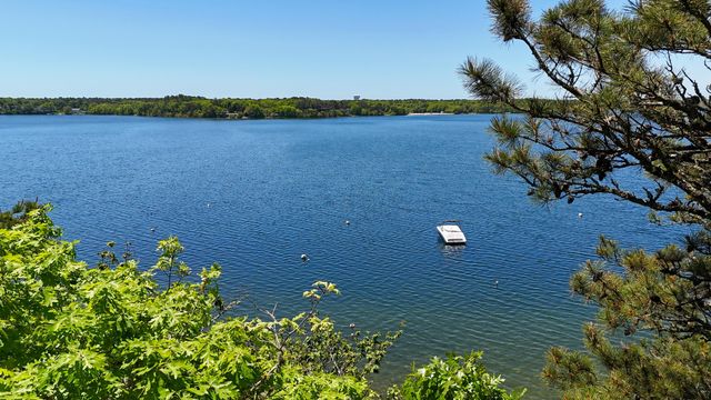 206 Landing Drive, Brewster, MA 02631