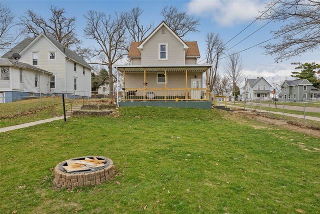 1707 8th Avenue, Belle Plaine, IA 52208