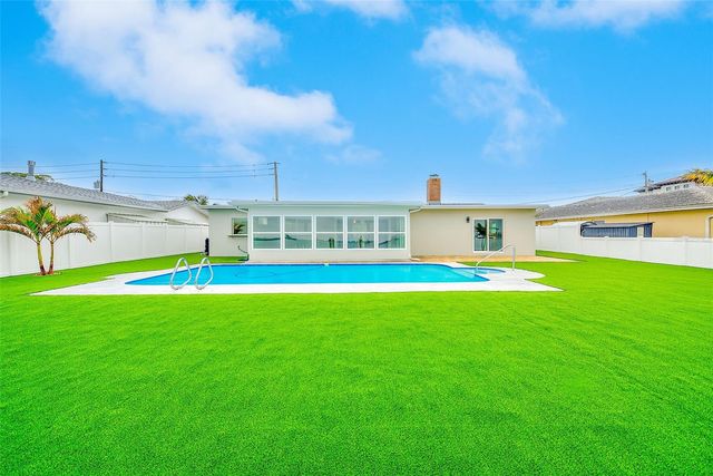 5434 OAKHURST DRIVE, Seminole, FL 33772