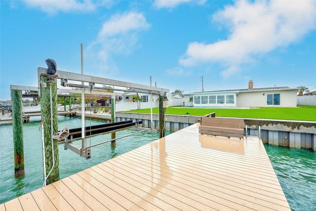 5434 OAKHURST DRIVE, Seminole, FL 33772