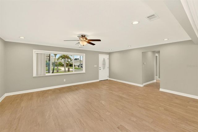 5434 OAKHURST DRIVE, Seminole, FL 33772