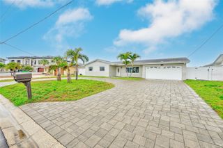 5434 OAKHURST DRIVE, Seminole, FL 33772