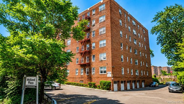 1234 Midland Avenue 2E, Bronxville, NY 10708