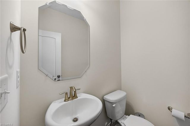 2511 Copperleaf Court, High Point, NC 27265