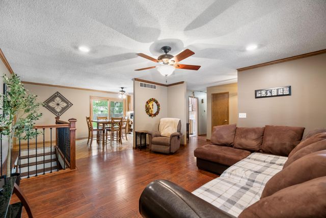 8824 W Birch Ln, Wichita, KS 67212