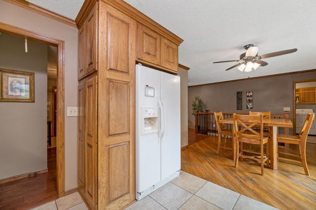 8824 W Birch Ln, Wichita, KS 67212