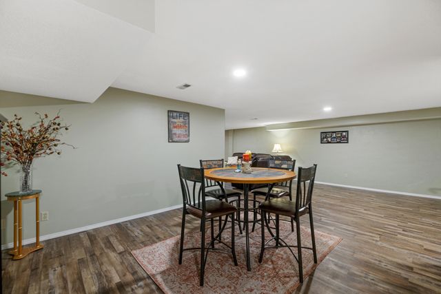 8824 W Birch Ln, Wichita, KS 67212
