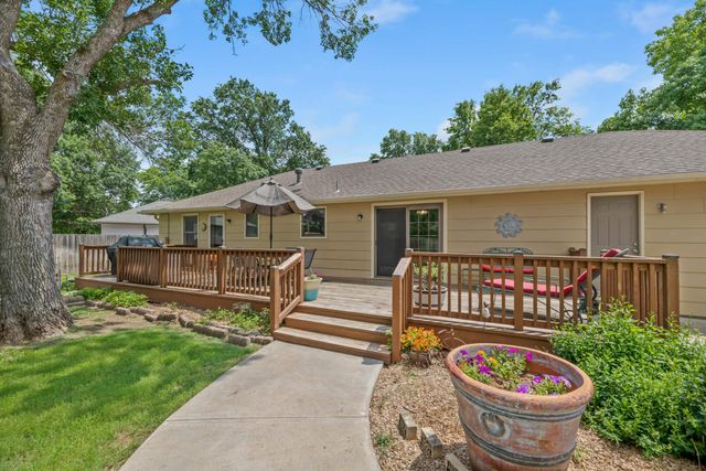 8824 W Birch Ln, Wichita, KS 67212