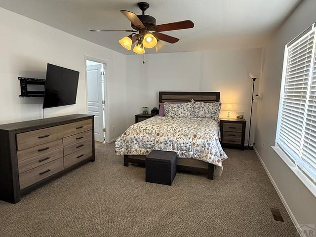 959 E Moonbeam Dr, Pueblo West, CO 81007