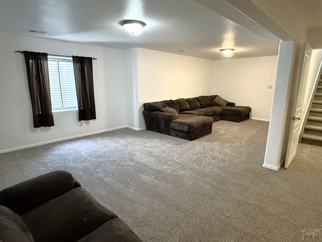 959 E Moonbeam Dr, Pueblo West, CO 81007