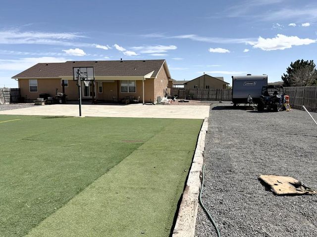 959 E Moonbeam Dr, Pueblo West, CO 81007