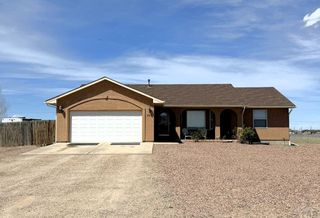 959 E Moonbeam Dr, Pueblo West, CO 81007