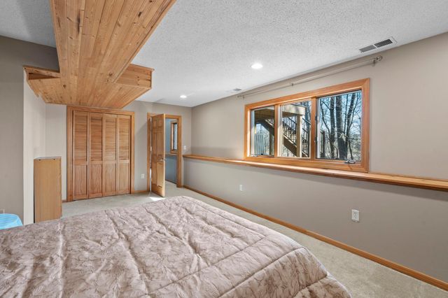 14751 62nd Avenue N, Maple Grove, MN 55311